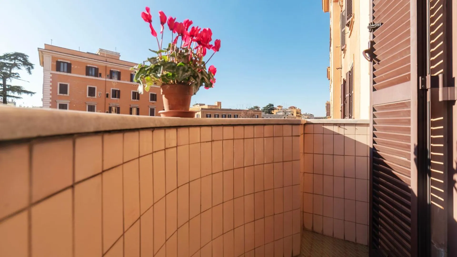 Casa Emma - Charme Holidays Rome 0*,  Italy